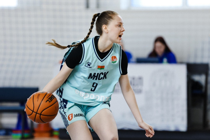 Победа в первом матче серии6622